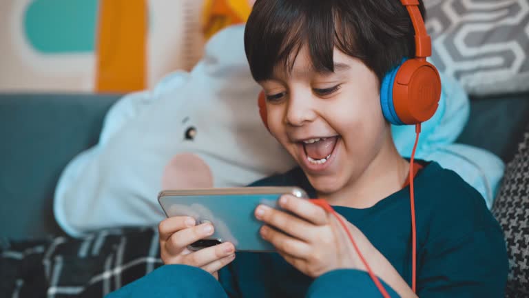 Exploring the Technology That Powers Online Live Games